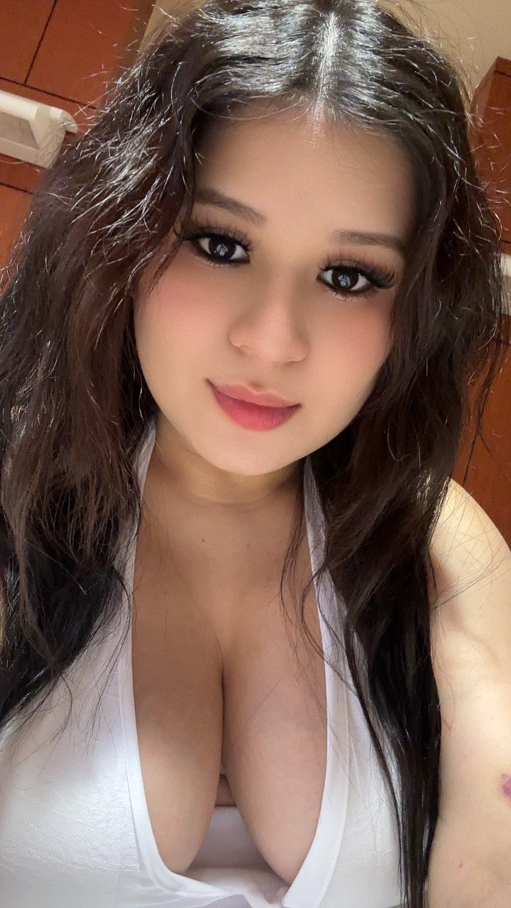 @🫦Karinita Escobar🫦