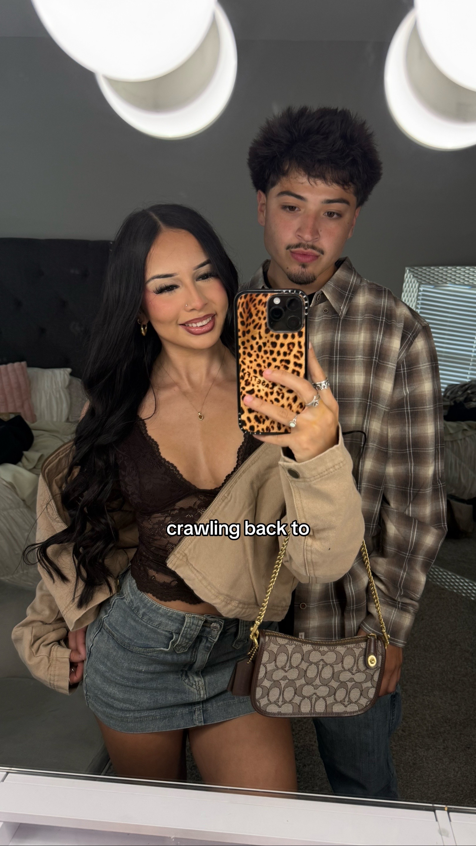 @thaniaflores