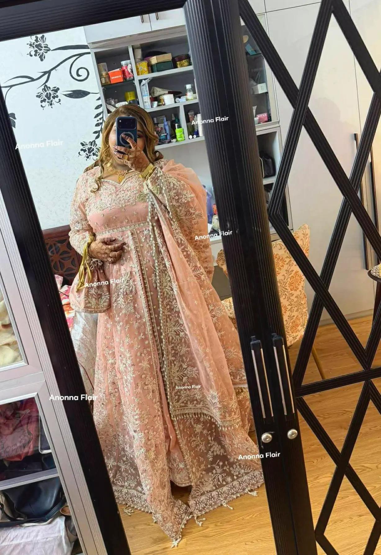 @Anonna Flair🛍️👗