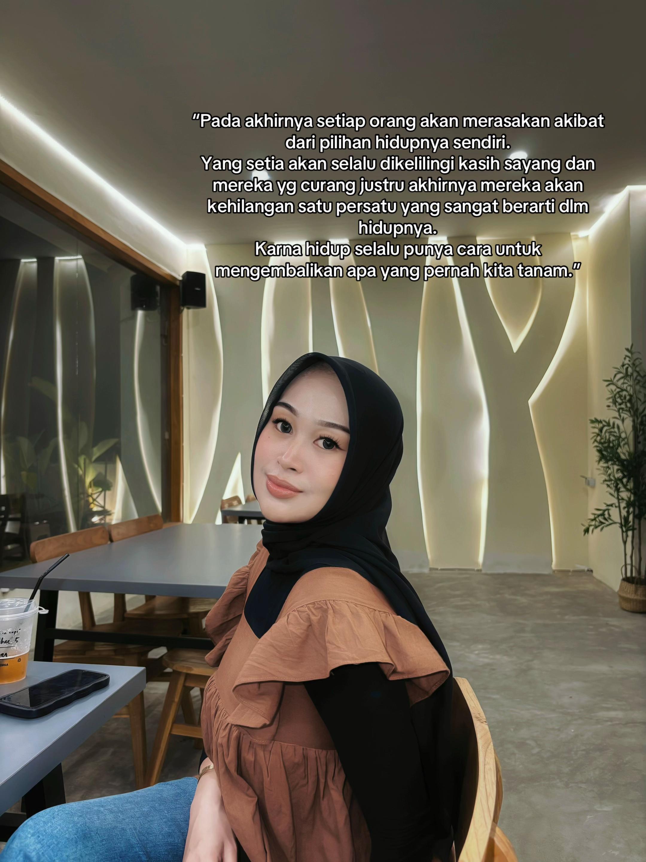 @Fitriyahrasyid_