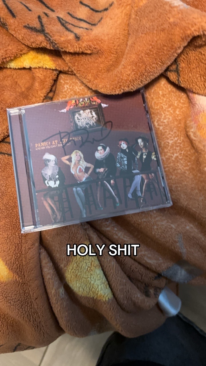 @Ryan Ross Glazer๐ญ๐ชฉ๐ฅ๐ค๐ฅ