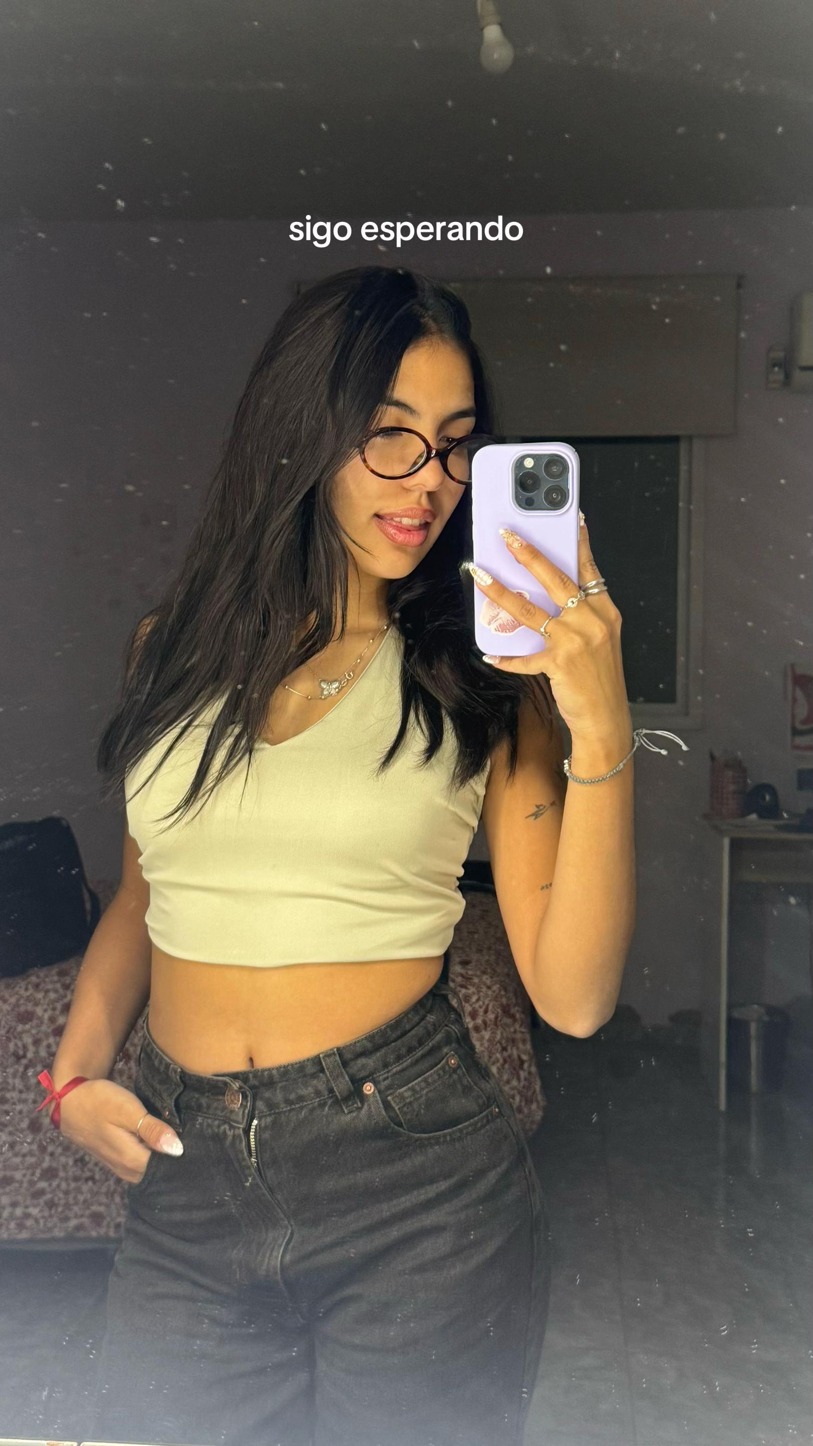 @Camila