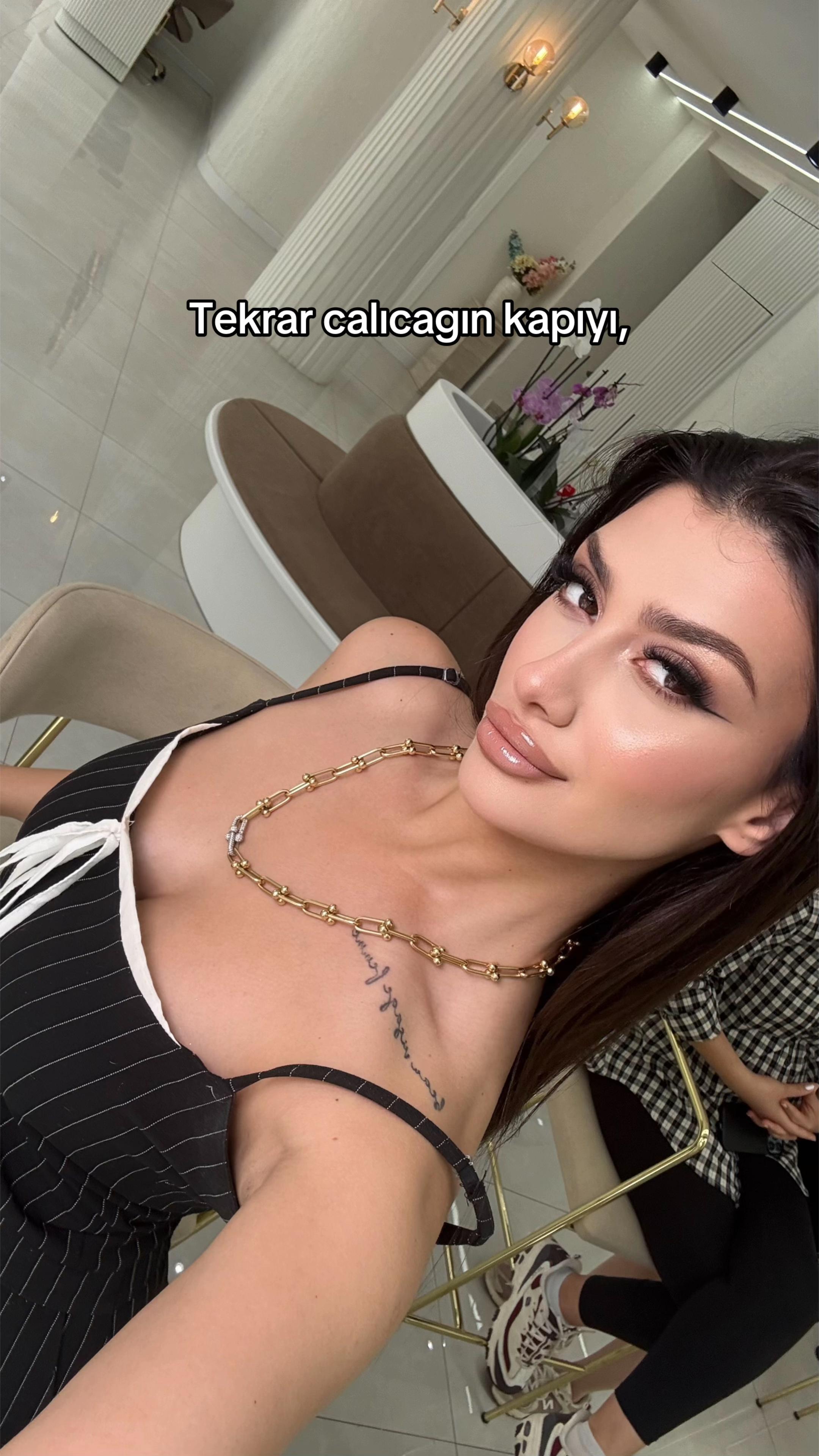 @ronika_veronikaa