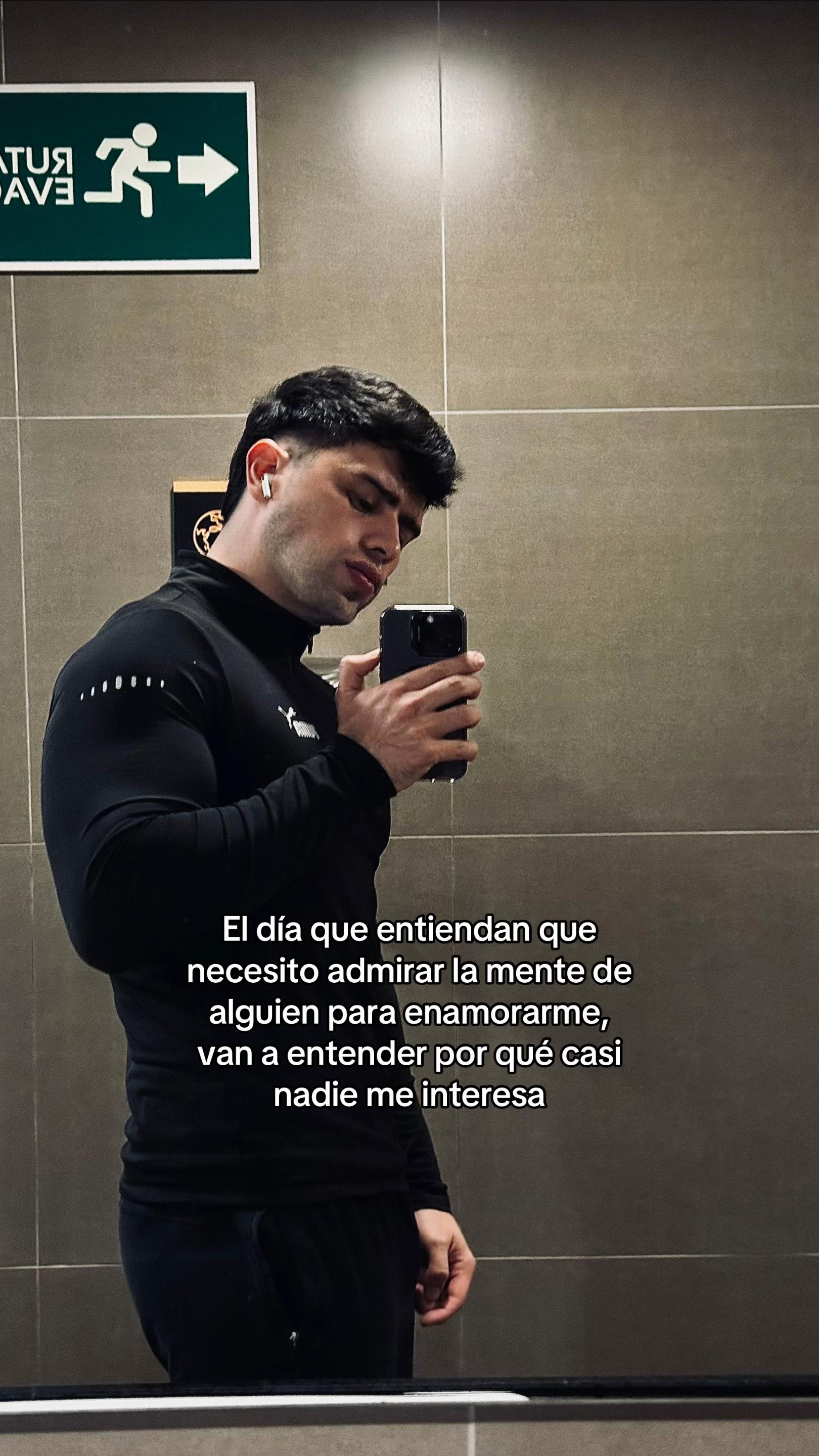 @DANIEL〽️