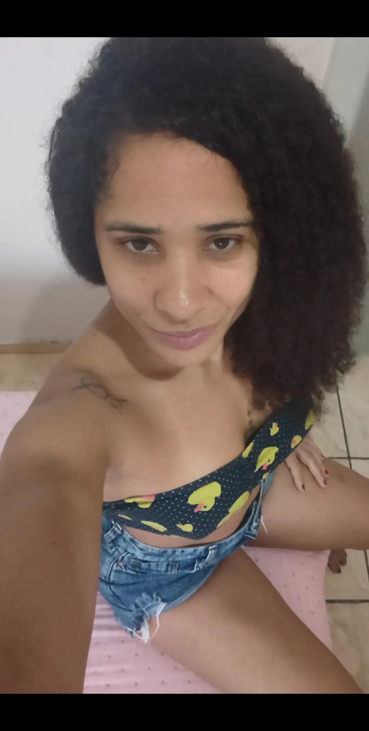 @deboramonique_
