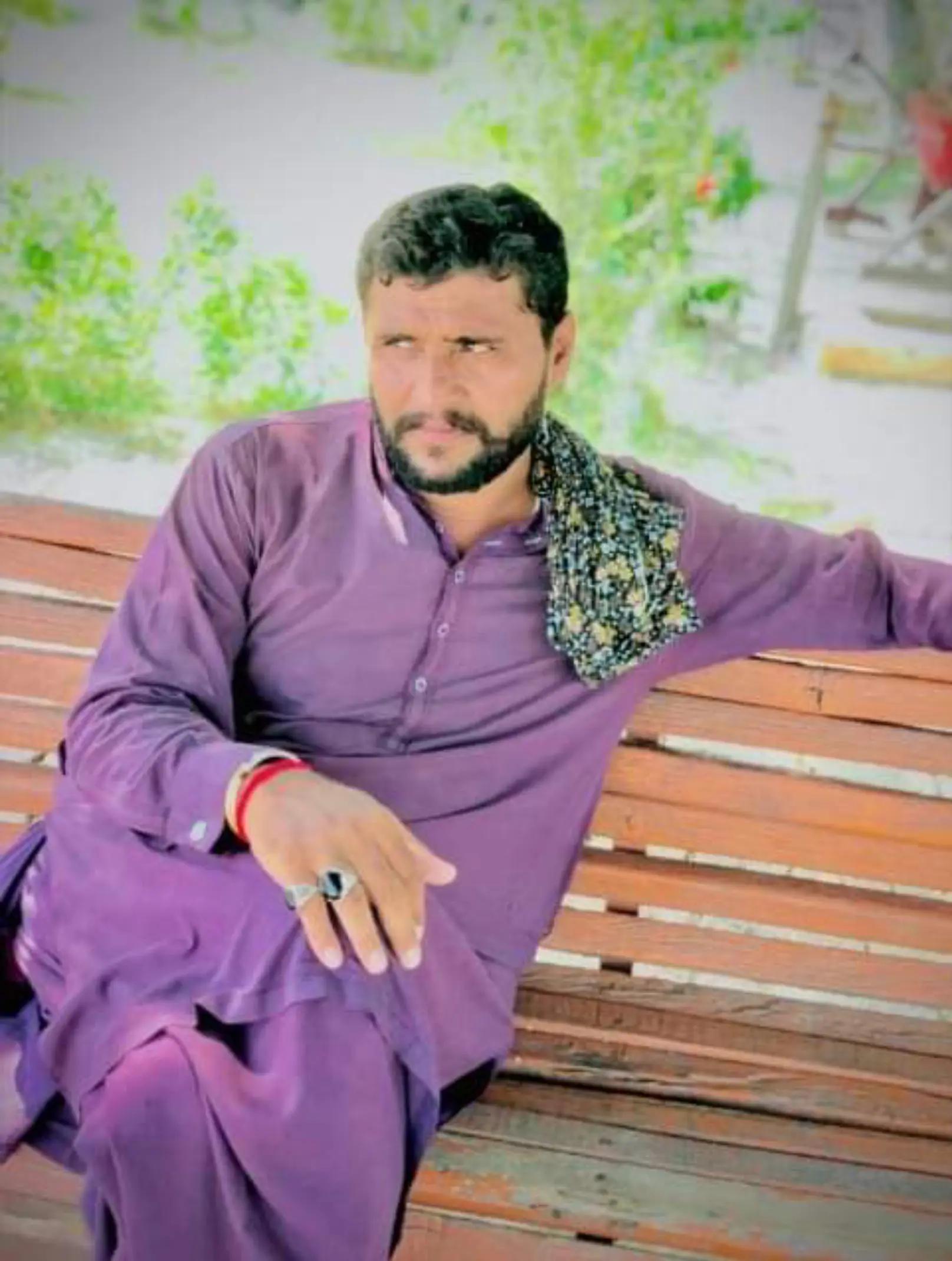 @vicky Khan🖤💗 Khan Baba 💔🤘