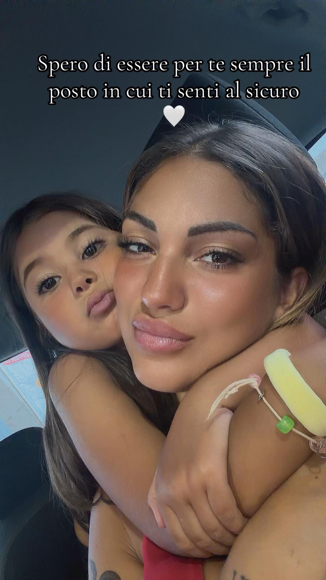 @Paola negro