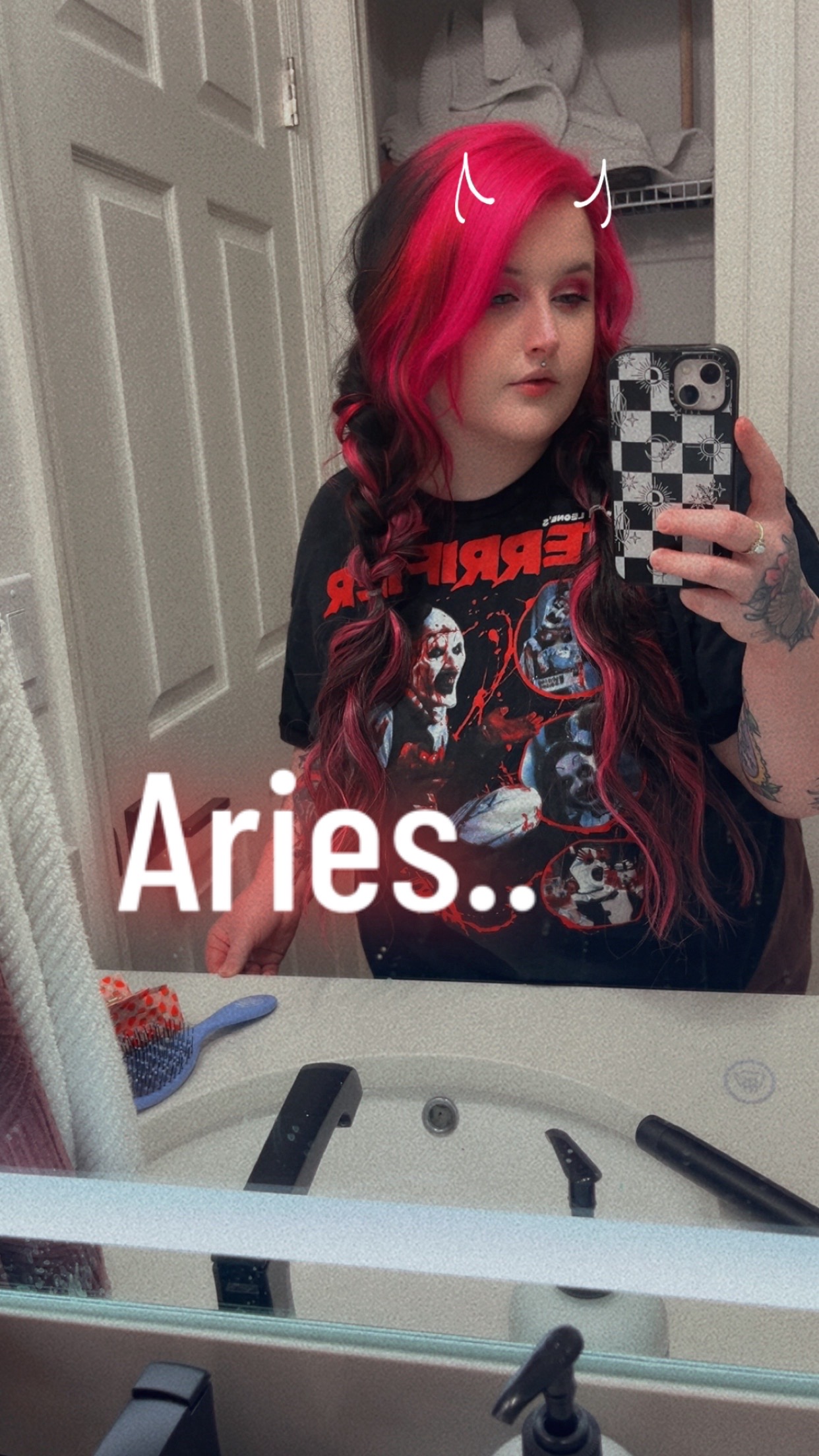 @𝓣𝓪𝔂𝓵𝓸𝓻🥀🦇