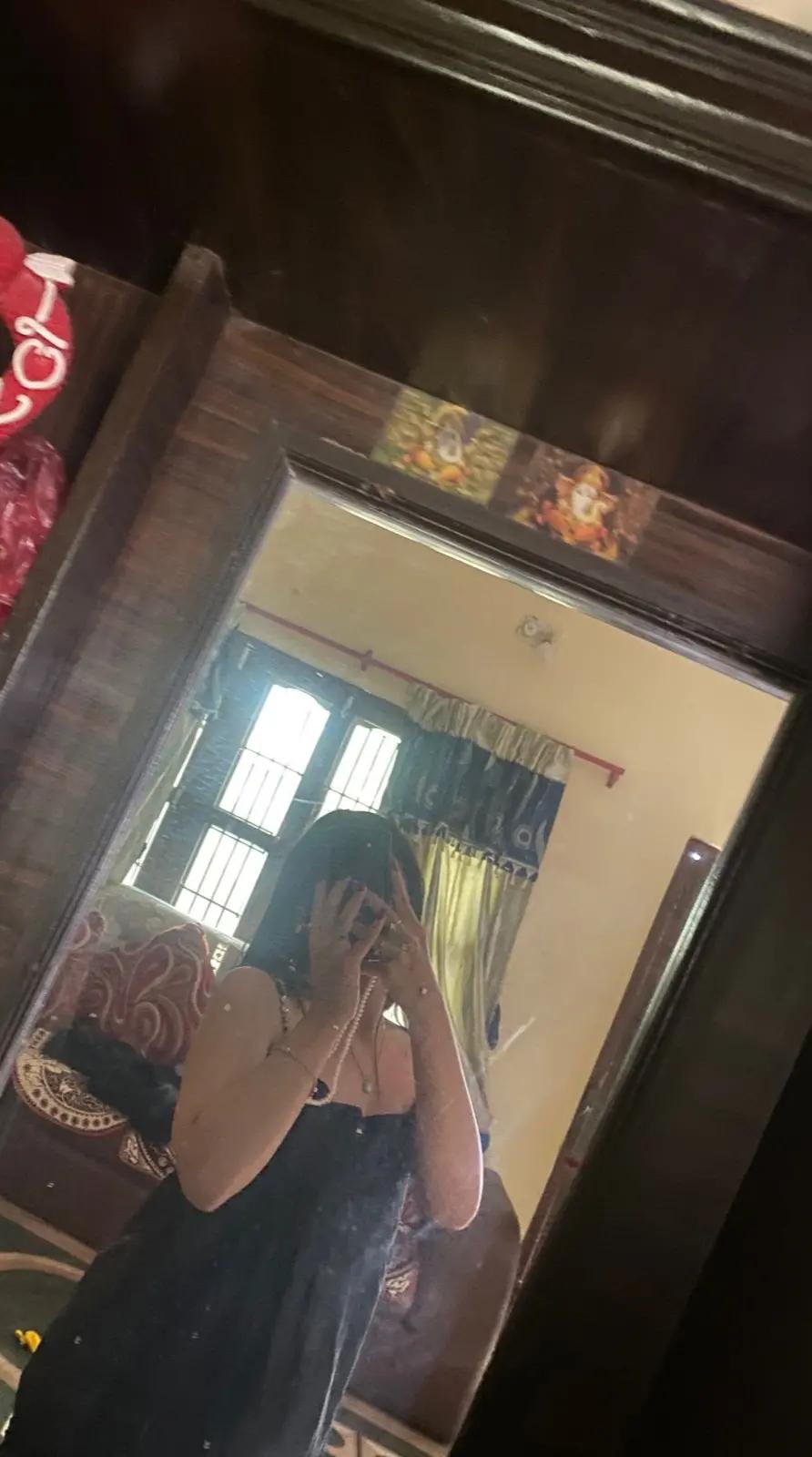 @sambriddhi 🖤