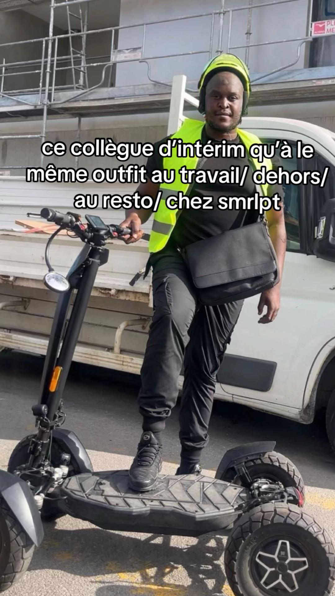 @𓆉