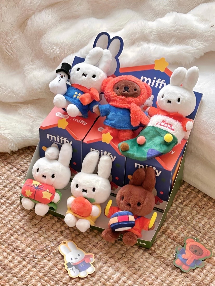 @YQtoys