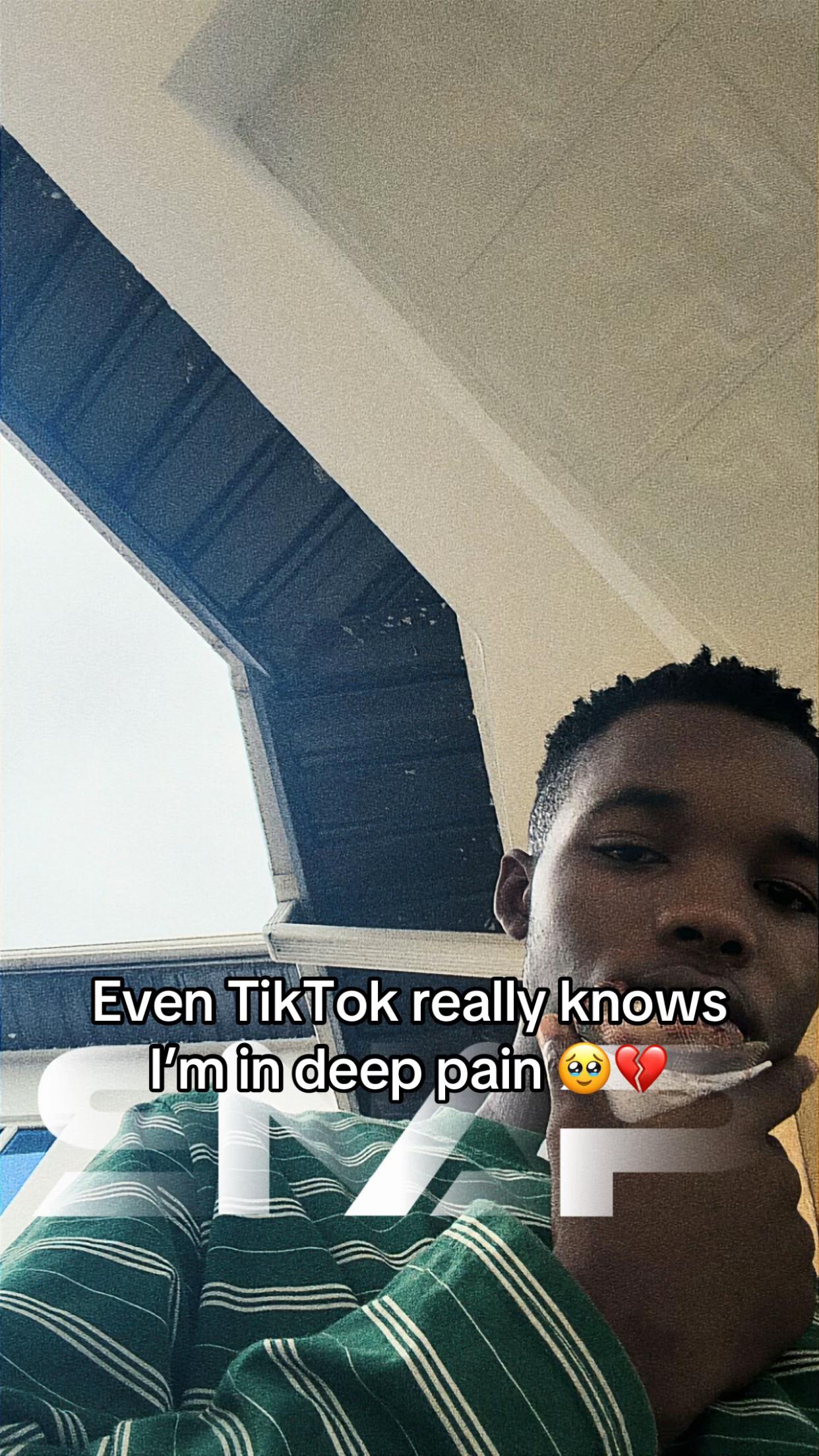 @ 𝐿𝑒𝓍𝓊𝓈 𝒷𝑜𝒾 