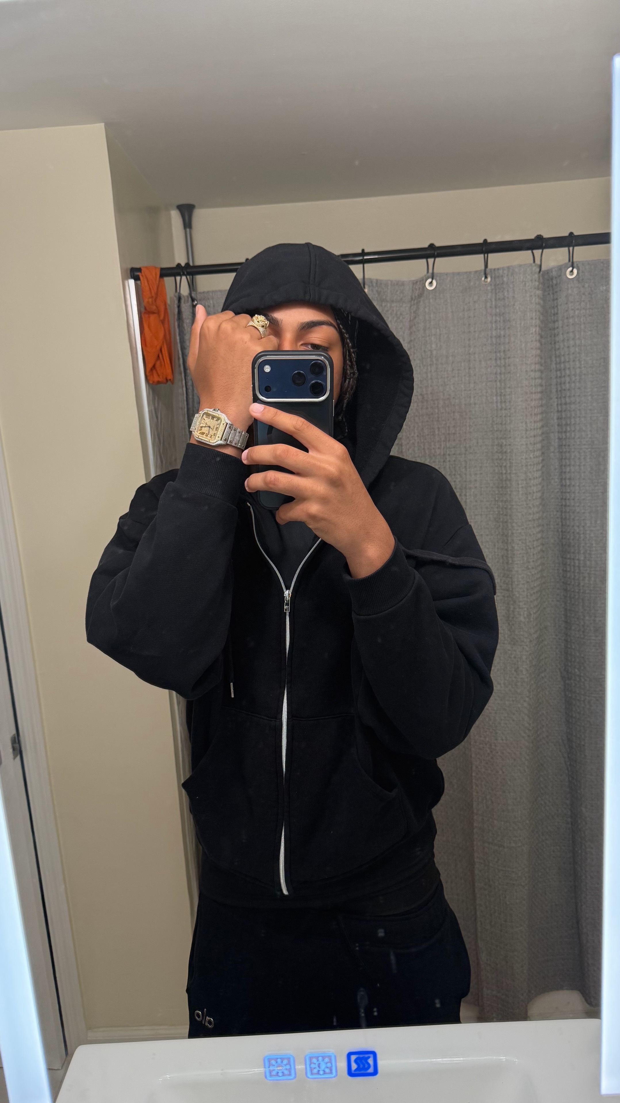 @whynotsiahh