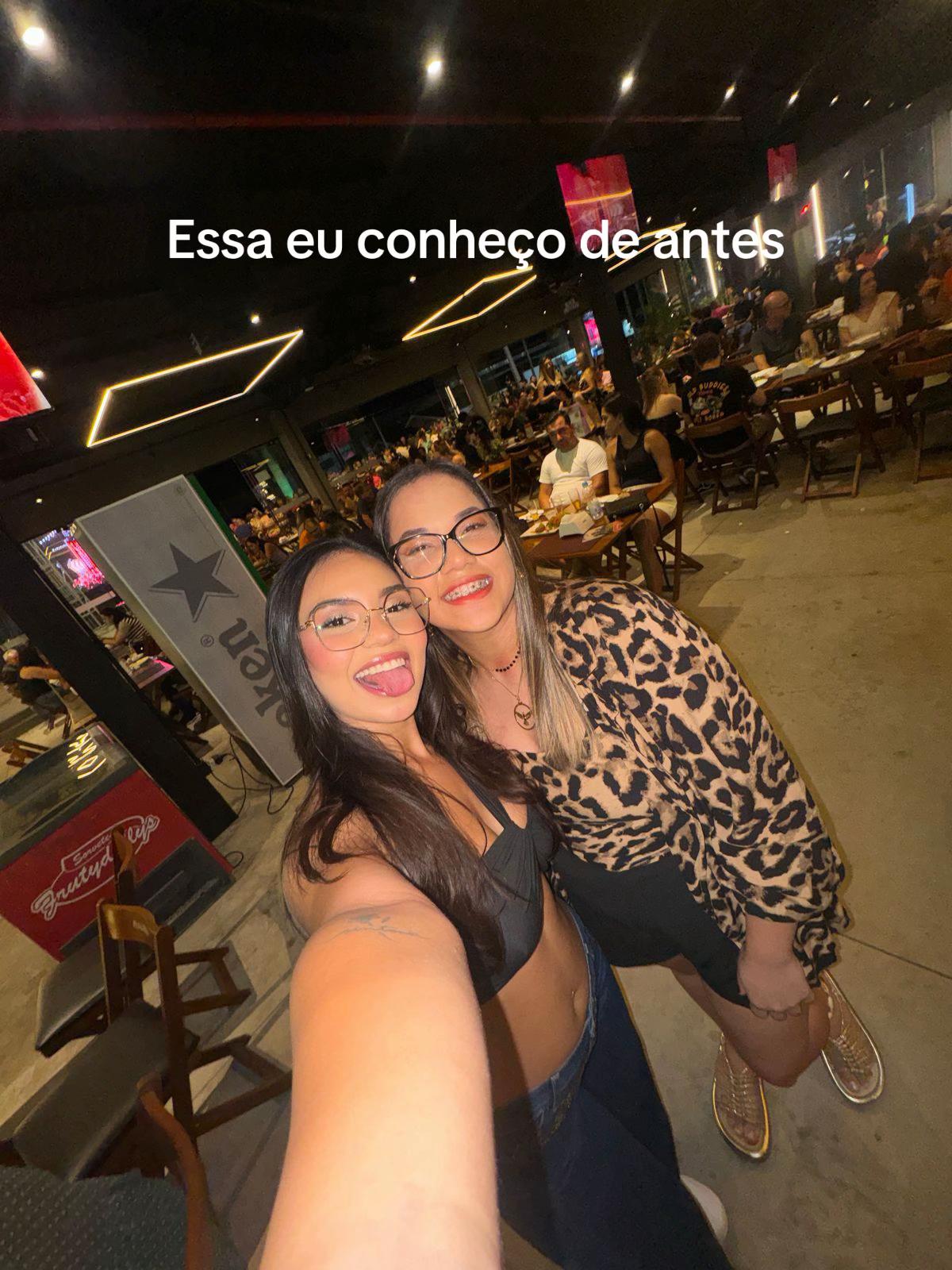 @Anielly Suares