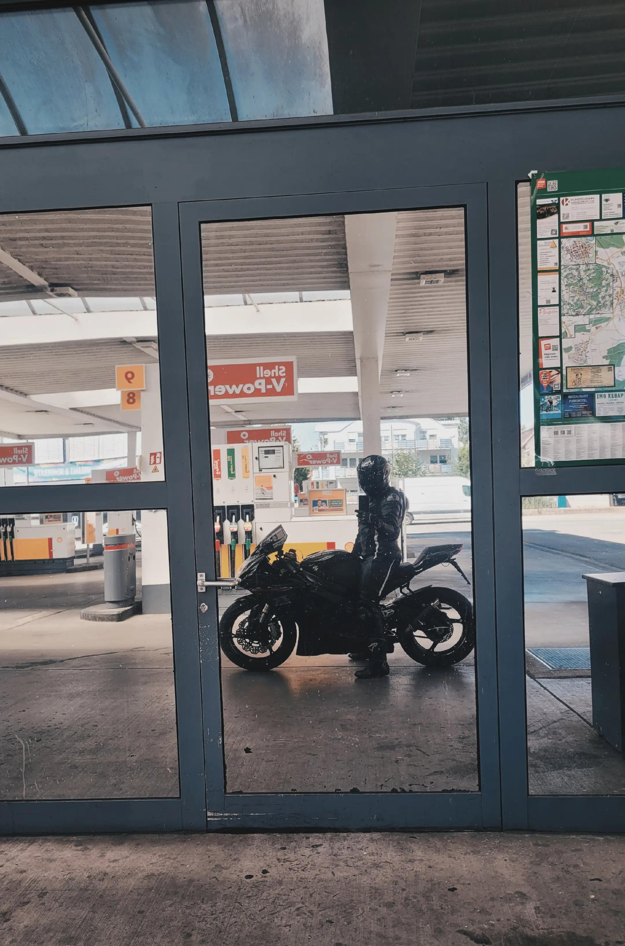 @_gixxer_750