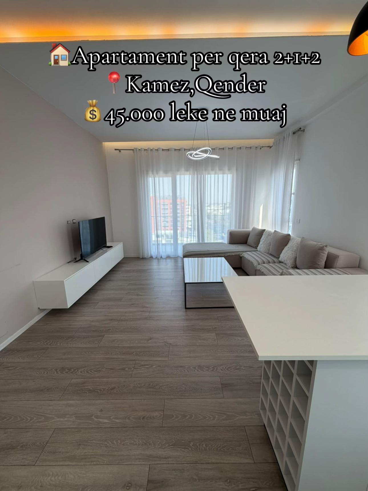 @Real estate agent Gerti