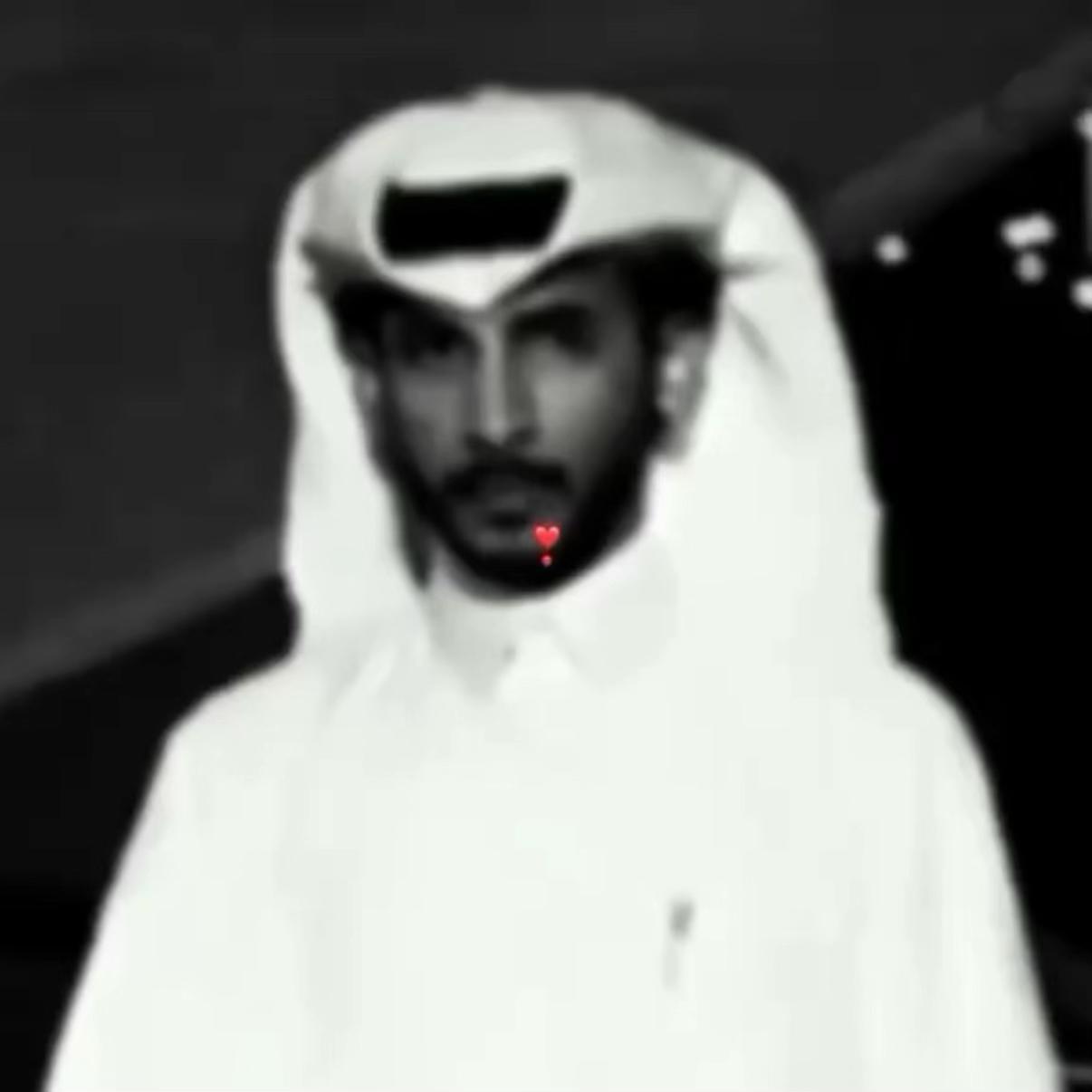 @ضـي .
