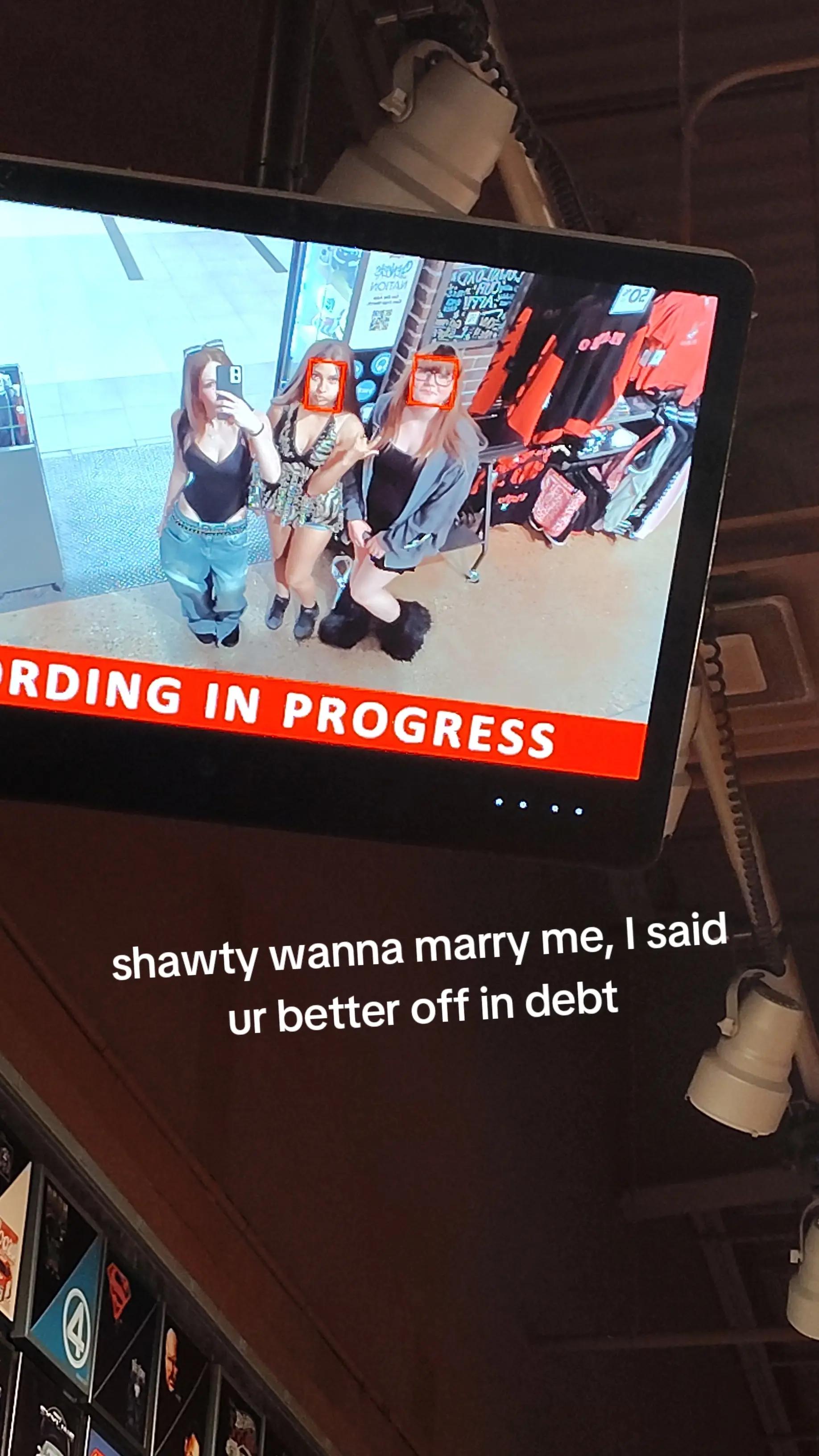 @Si