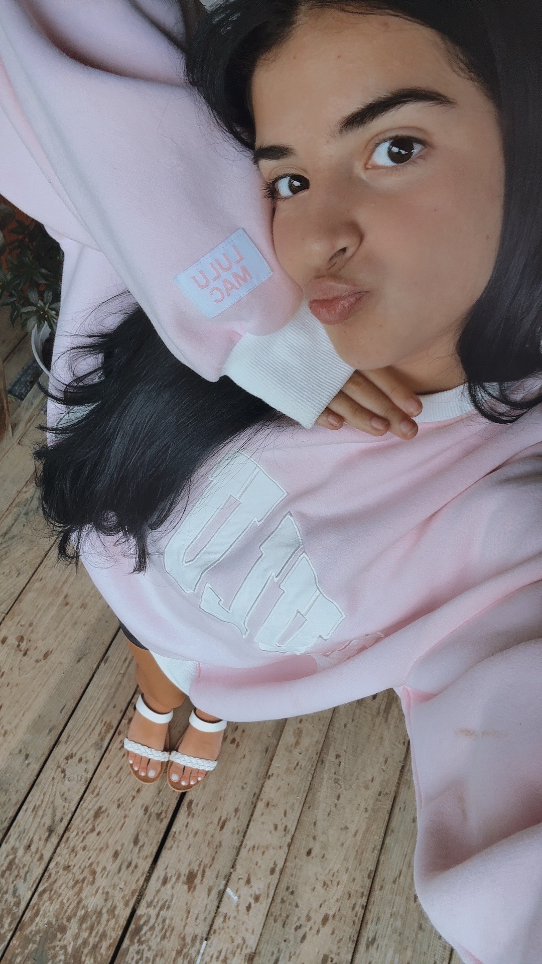 @𝑳𝑨𝒀𝑳𝑨🎀🪞🐈⬛🌸🍸