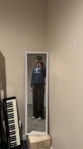 @Liam.27.-a