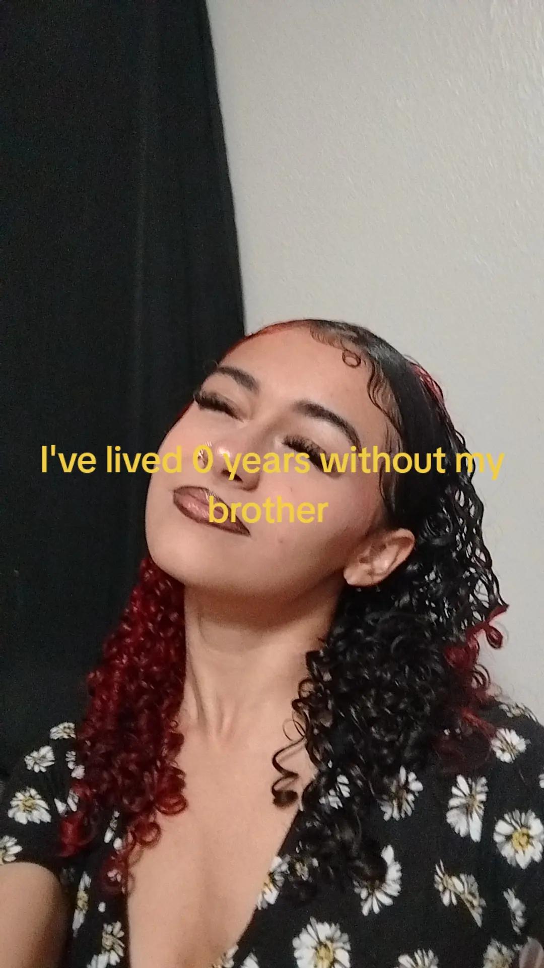 @⊰V⊱