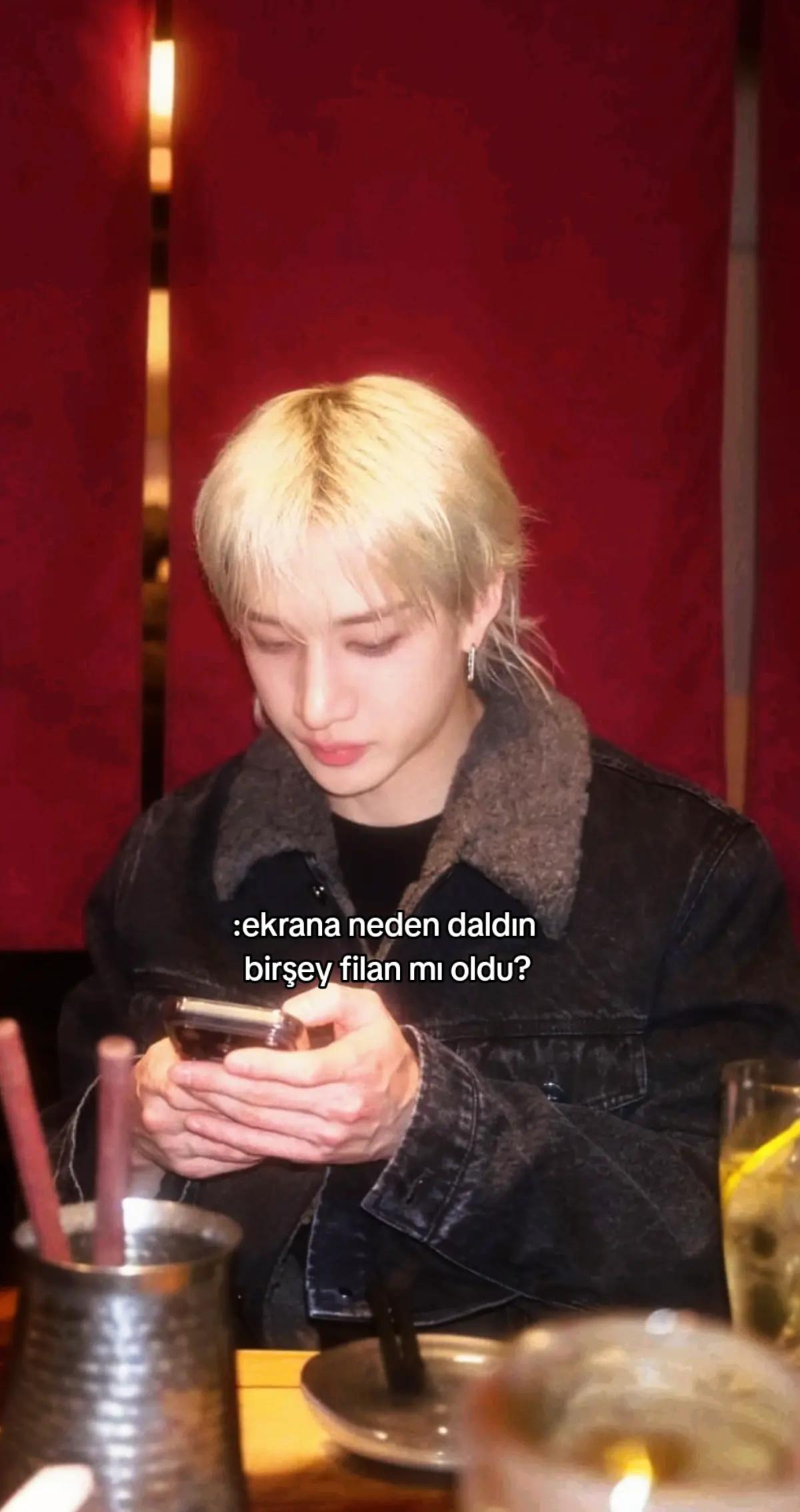 @⋆˚𝜗✨°bangchanlixx°✨ 𝜚˚⋆
