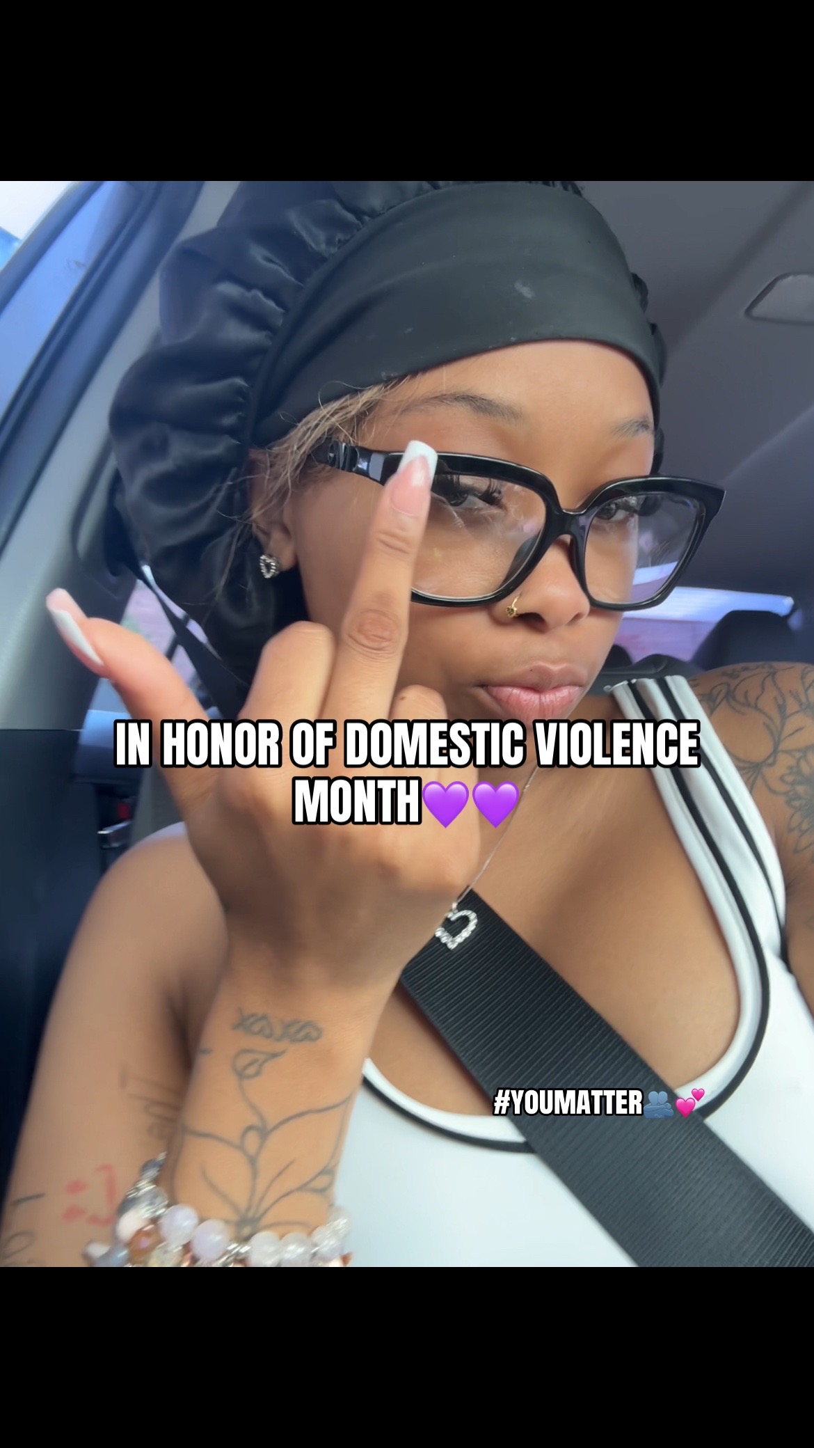 @_ms.h0lly_wood