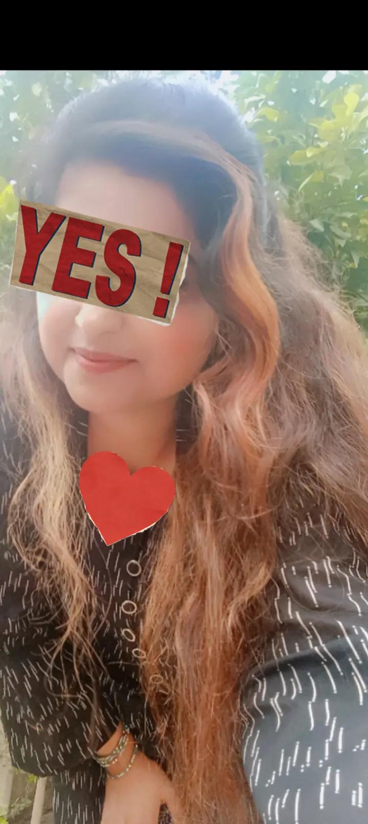@Roshani_روشنی ✨