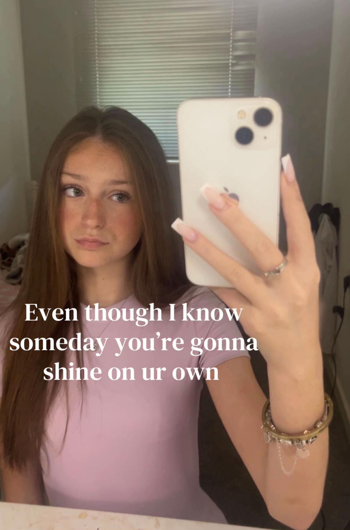 @𝐄𝐕𝐈𝐄𝐒 𝐒𝐏𝐀𝐌