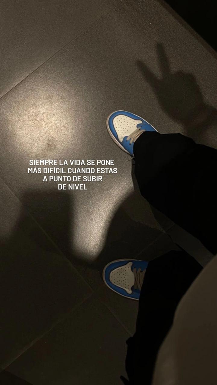 @DANI🕷️
