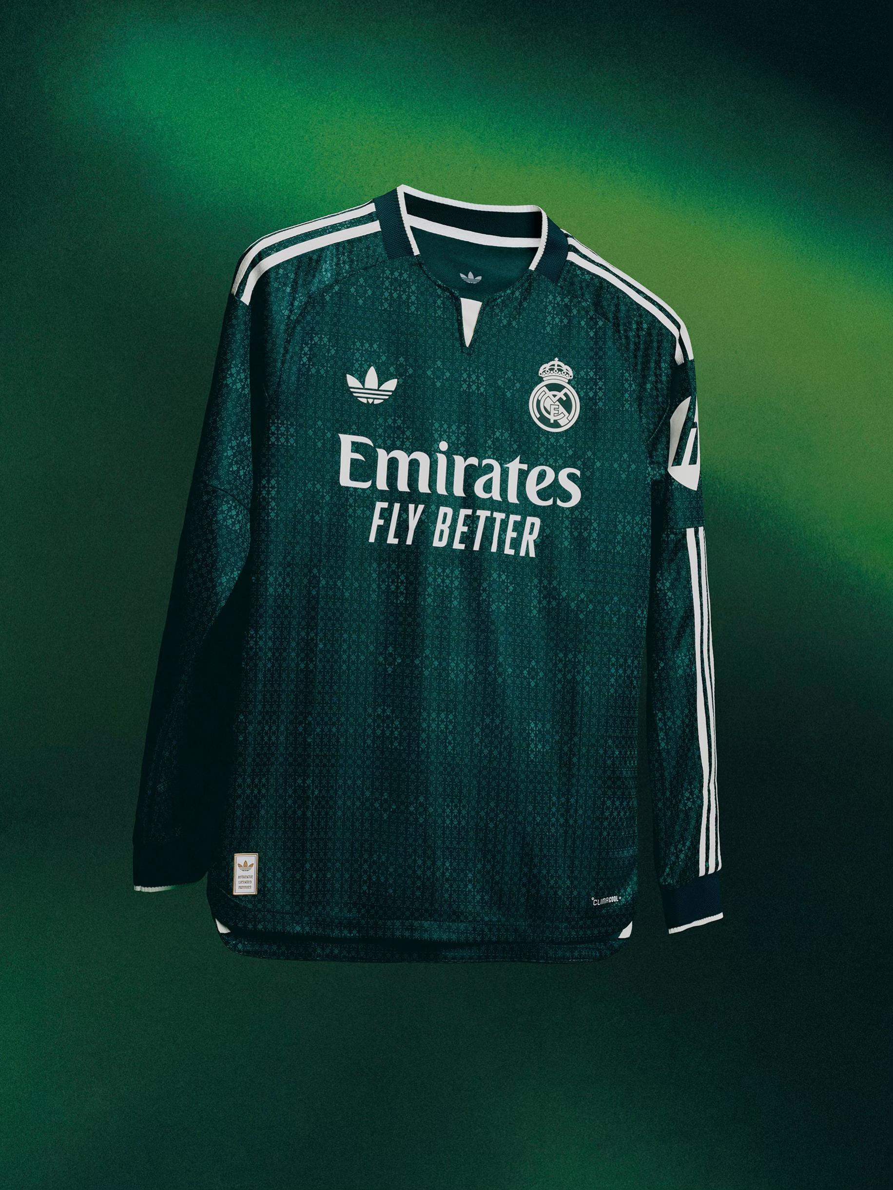 @Classic Football Shirts