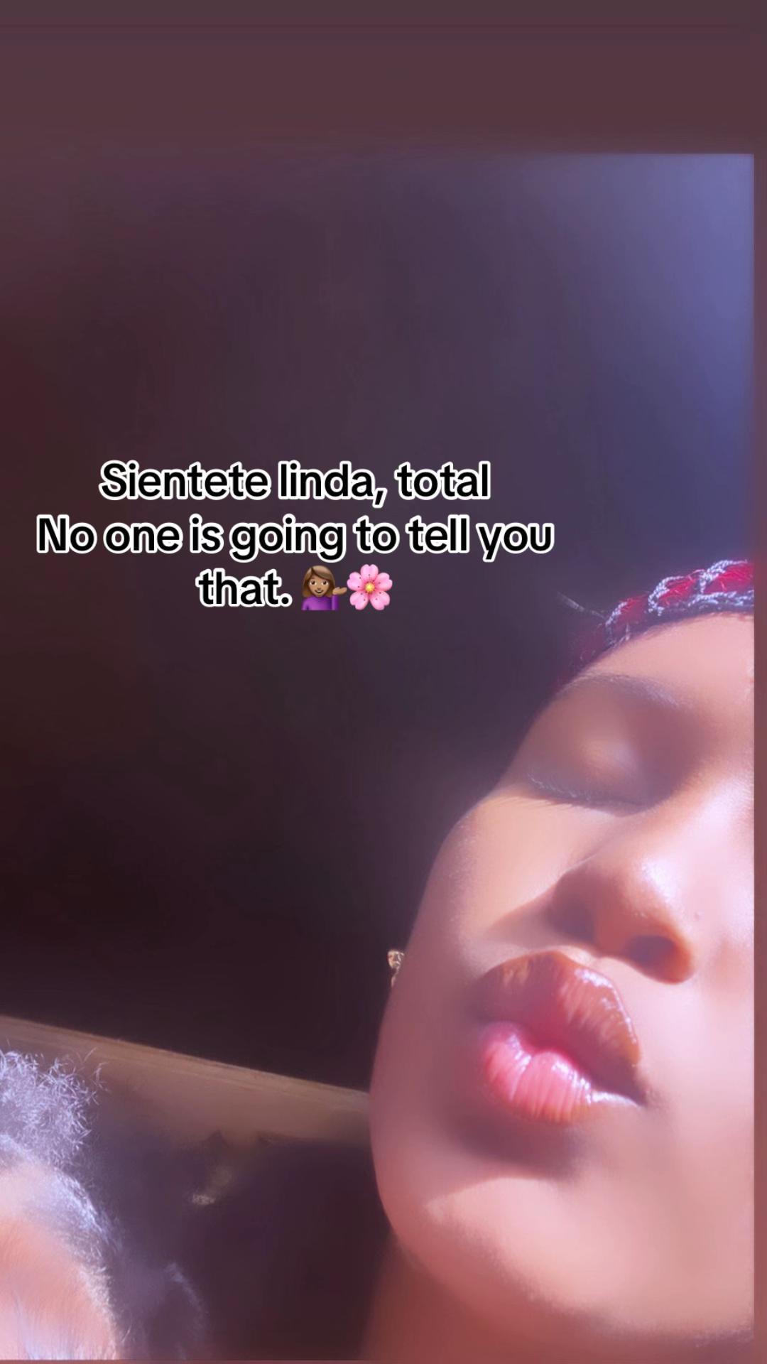 @🫦