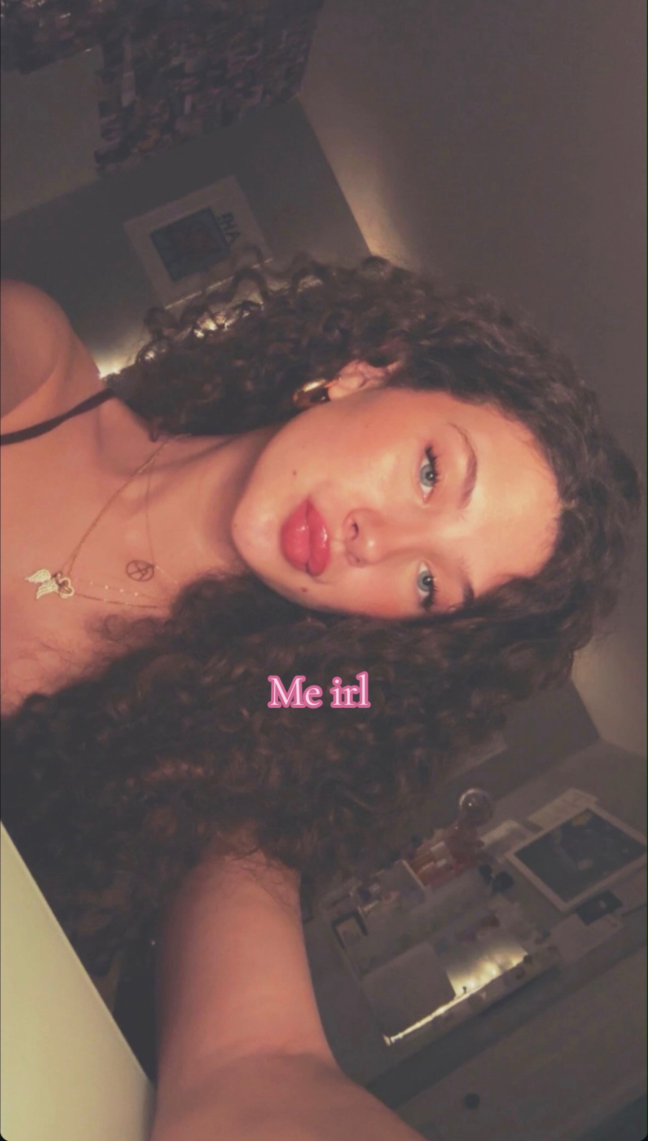 @𝚝𝚊𝚢 🦋