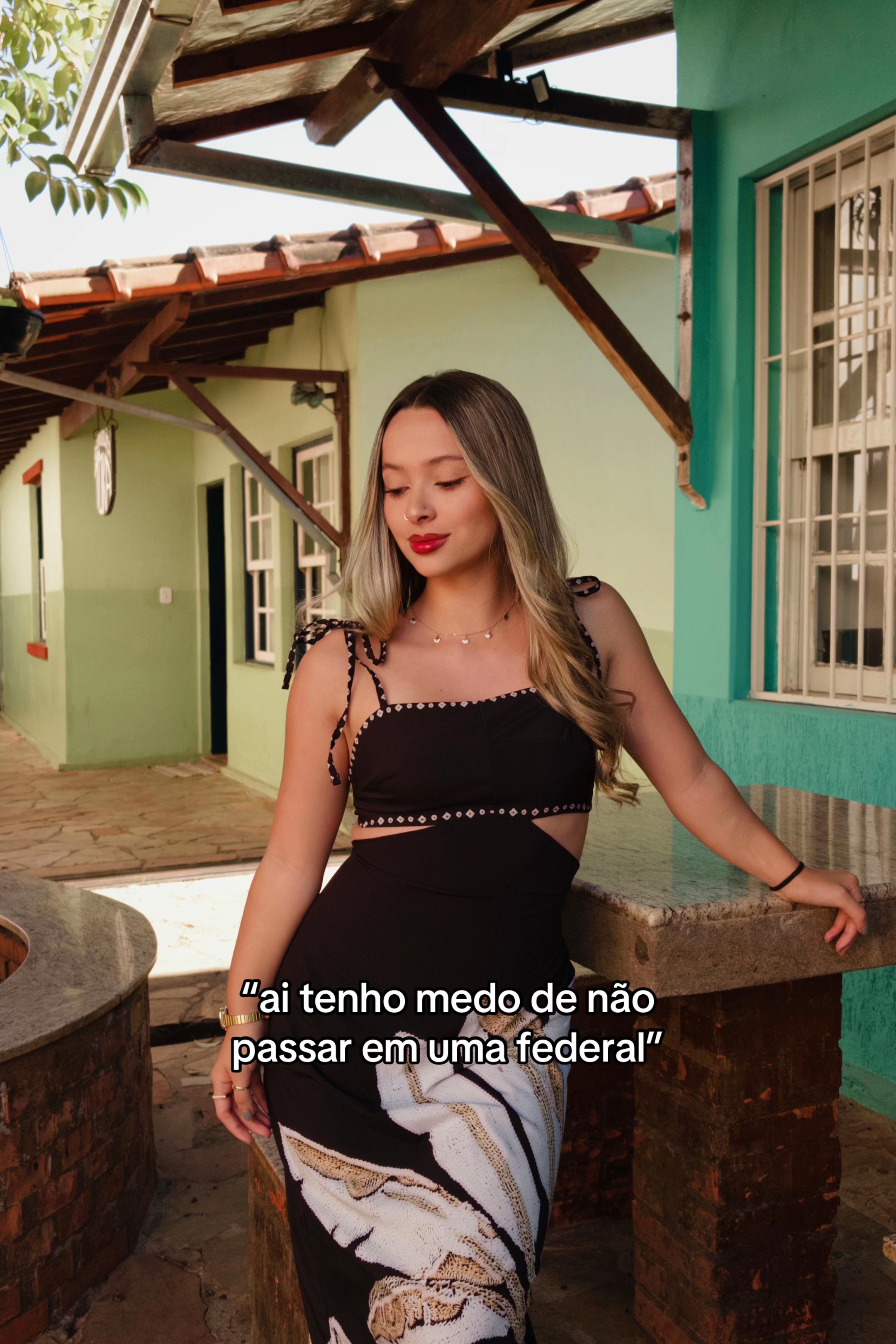 @clarinha.