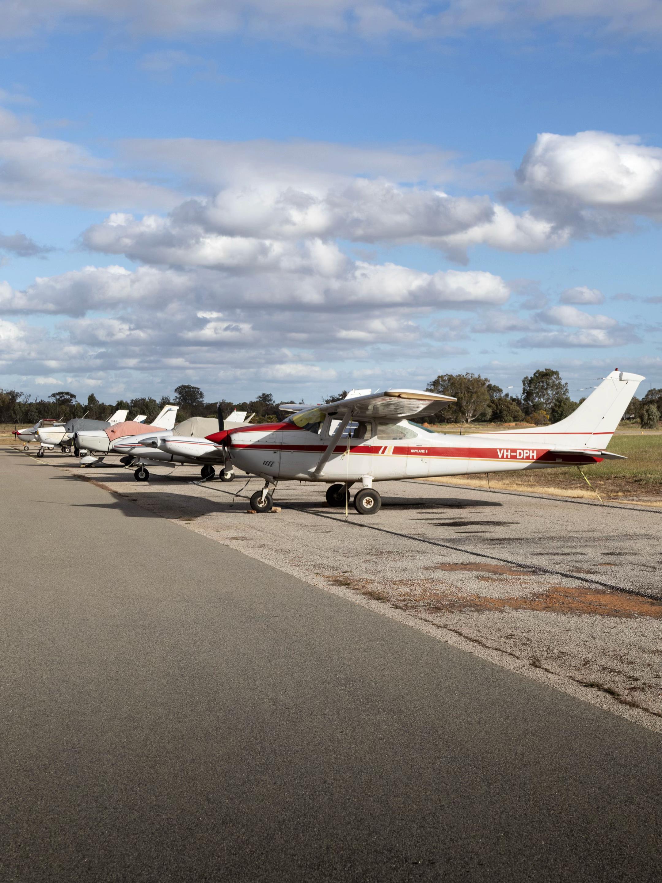 @Average Perth Aviation®