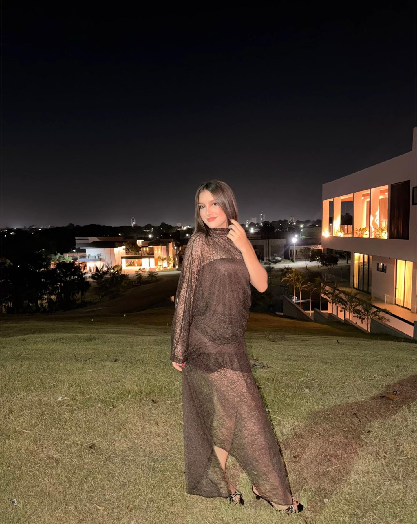 @Ju✨