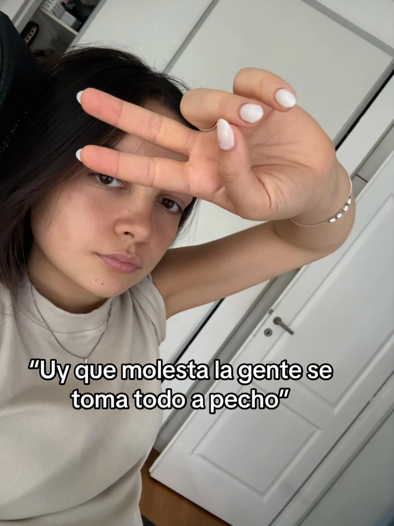 @theyknowlara