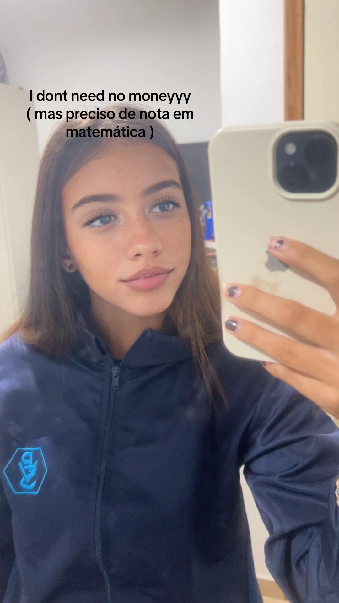 @Livia Buriche 🤍🌊