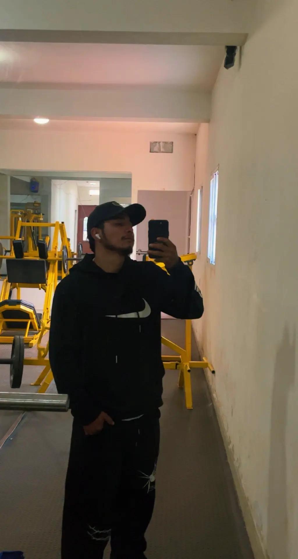 @Anibal 🇬🇹💪💵🛢️