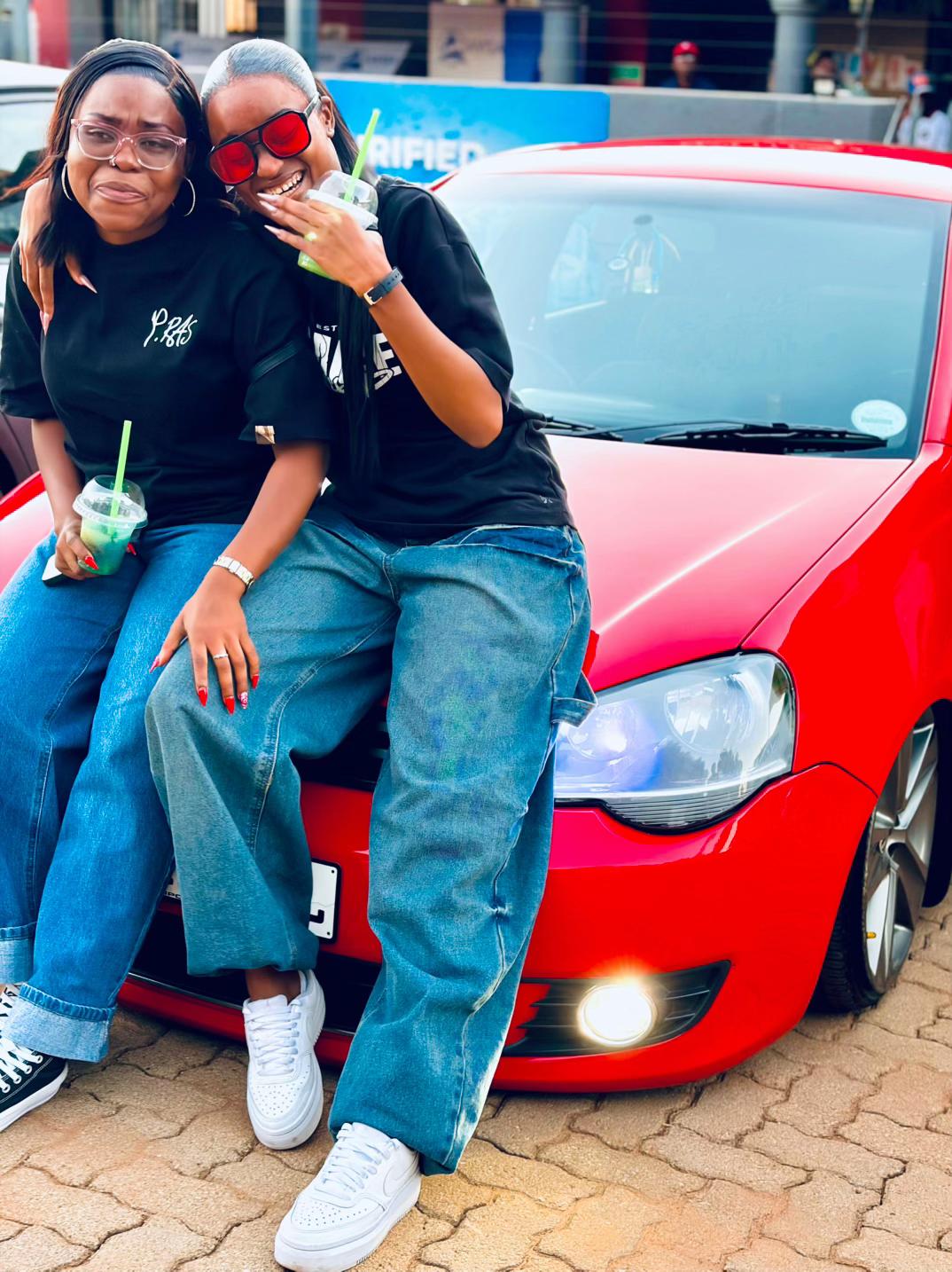 @Amohelang