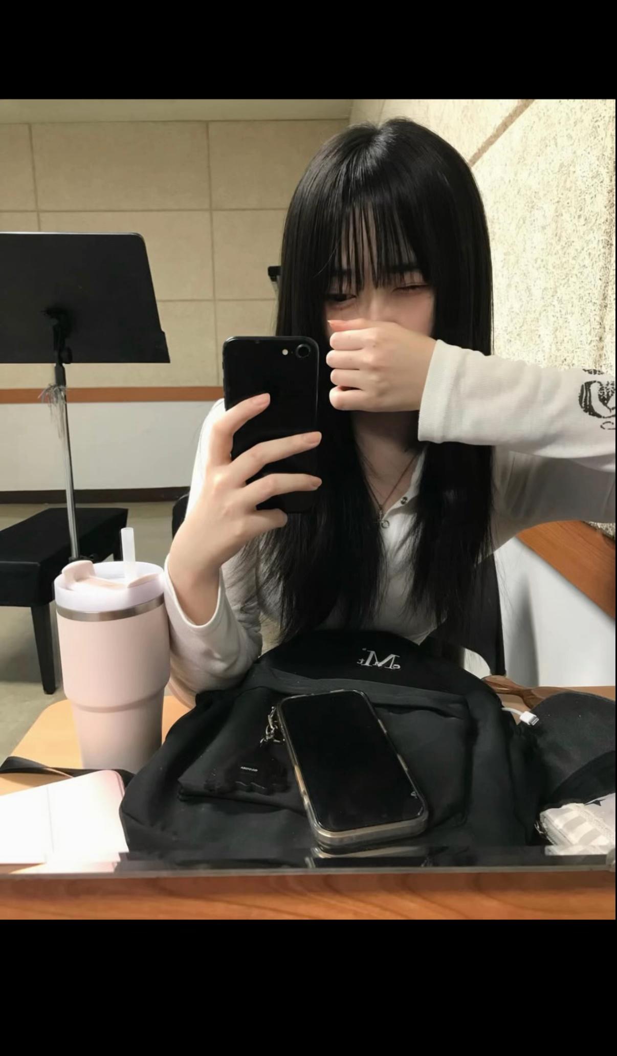 @냐