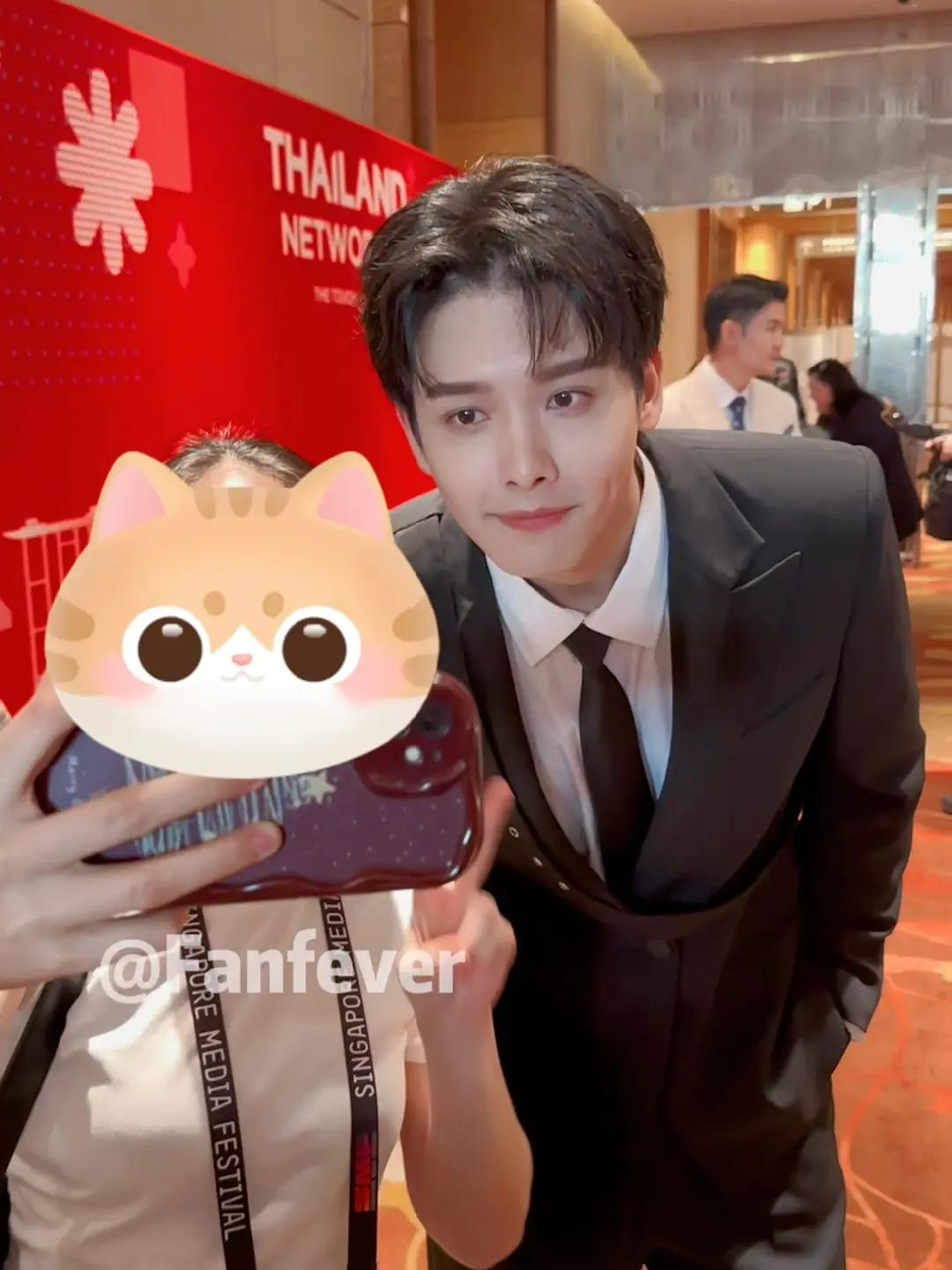 @angela洪仙麗喜欢RileyWang王以纶鬼鬼吴映洁沐言