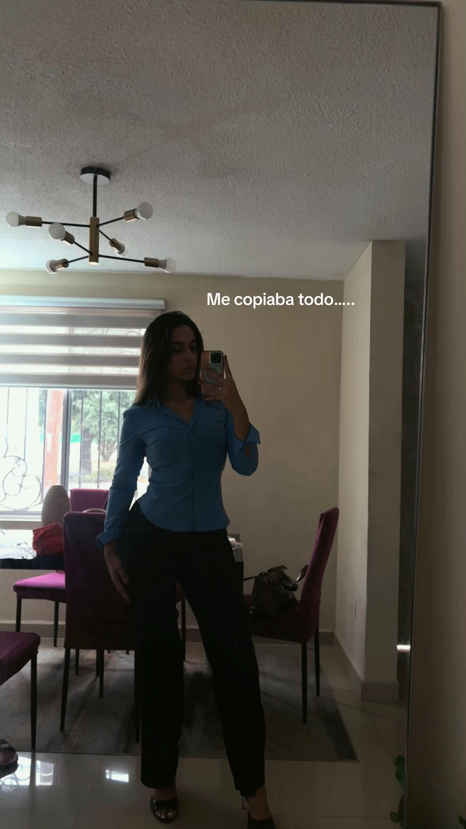 @Karelyurbi