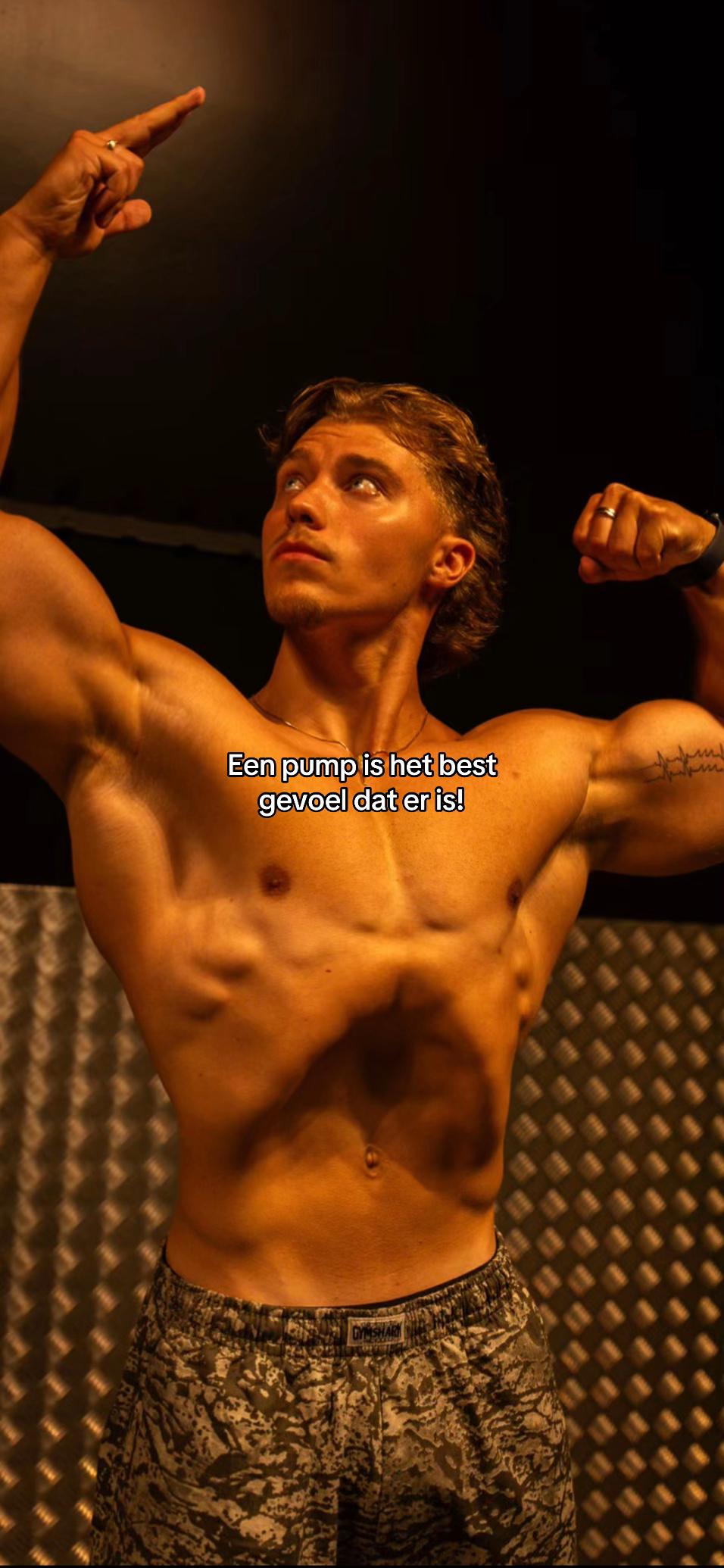 @FitByRowan