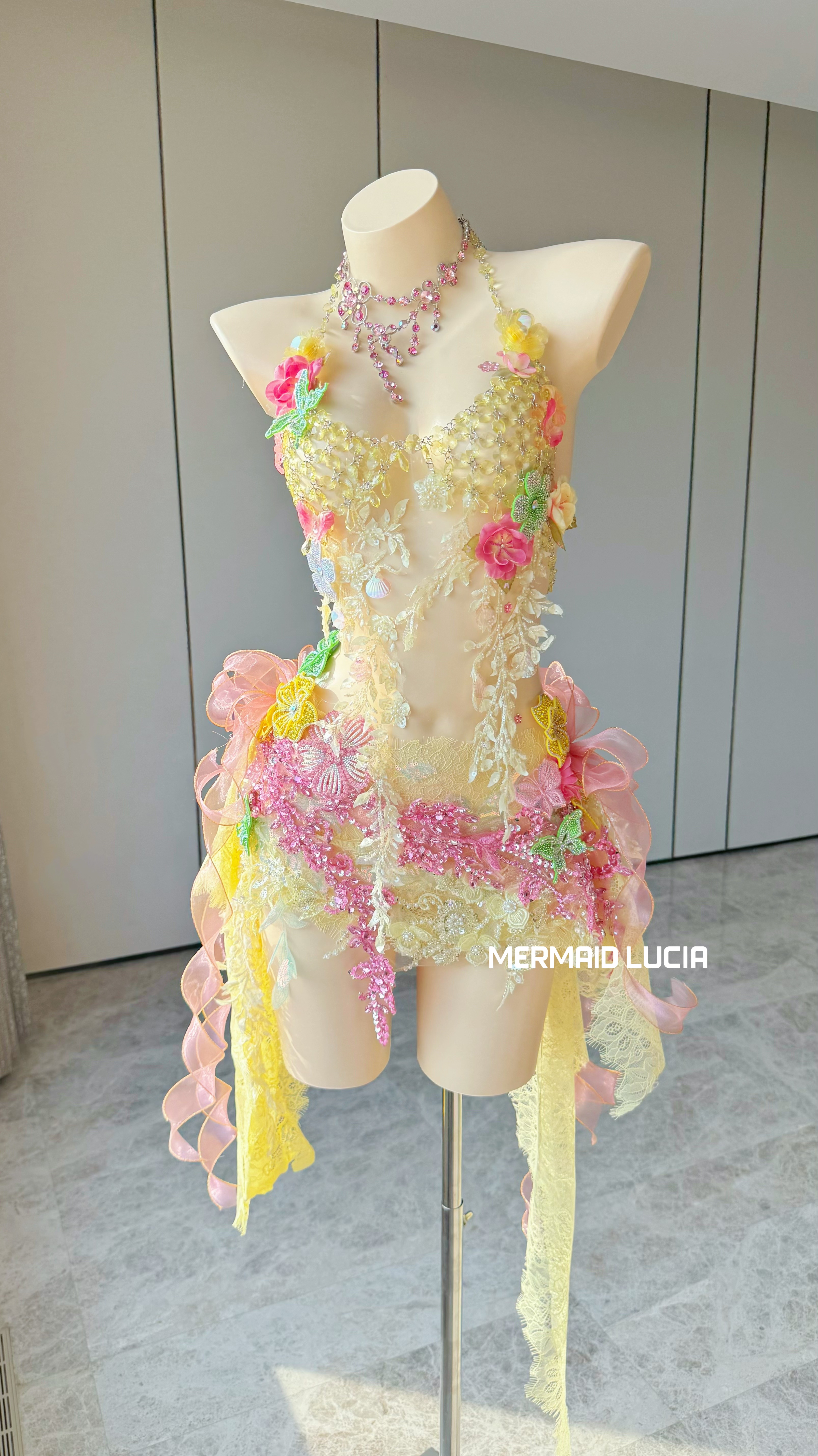 @Mermaid Lucia 🧜&zwj;♀️