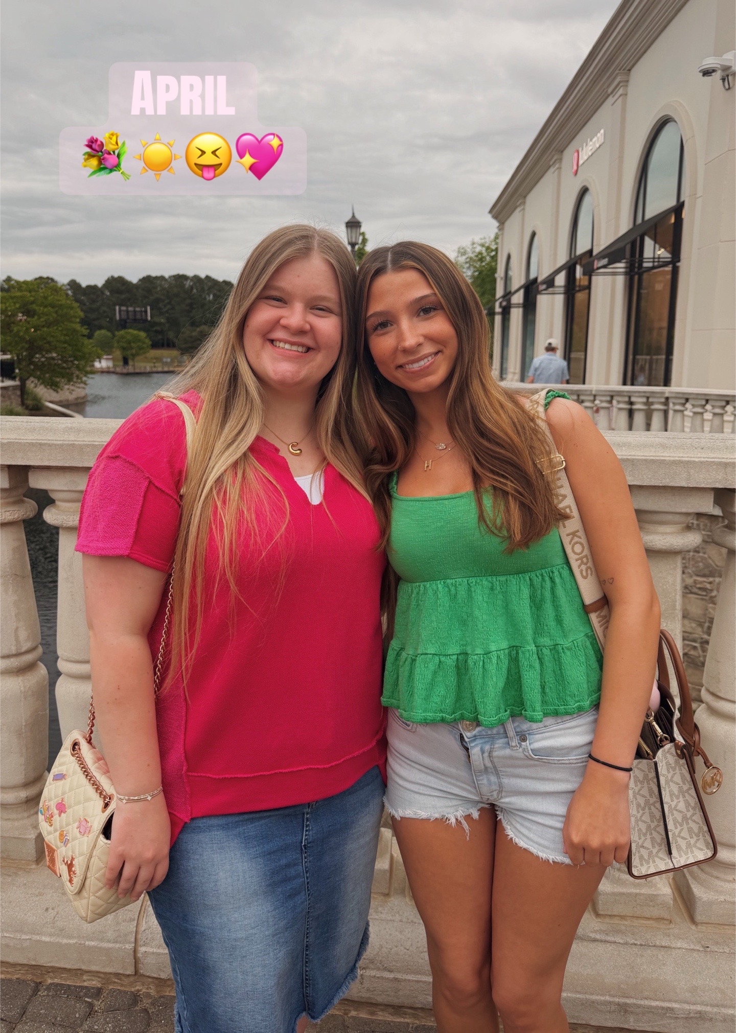 @CHLOANN🦄🧁🍭⭐️