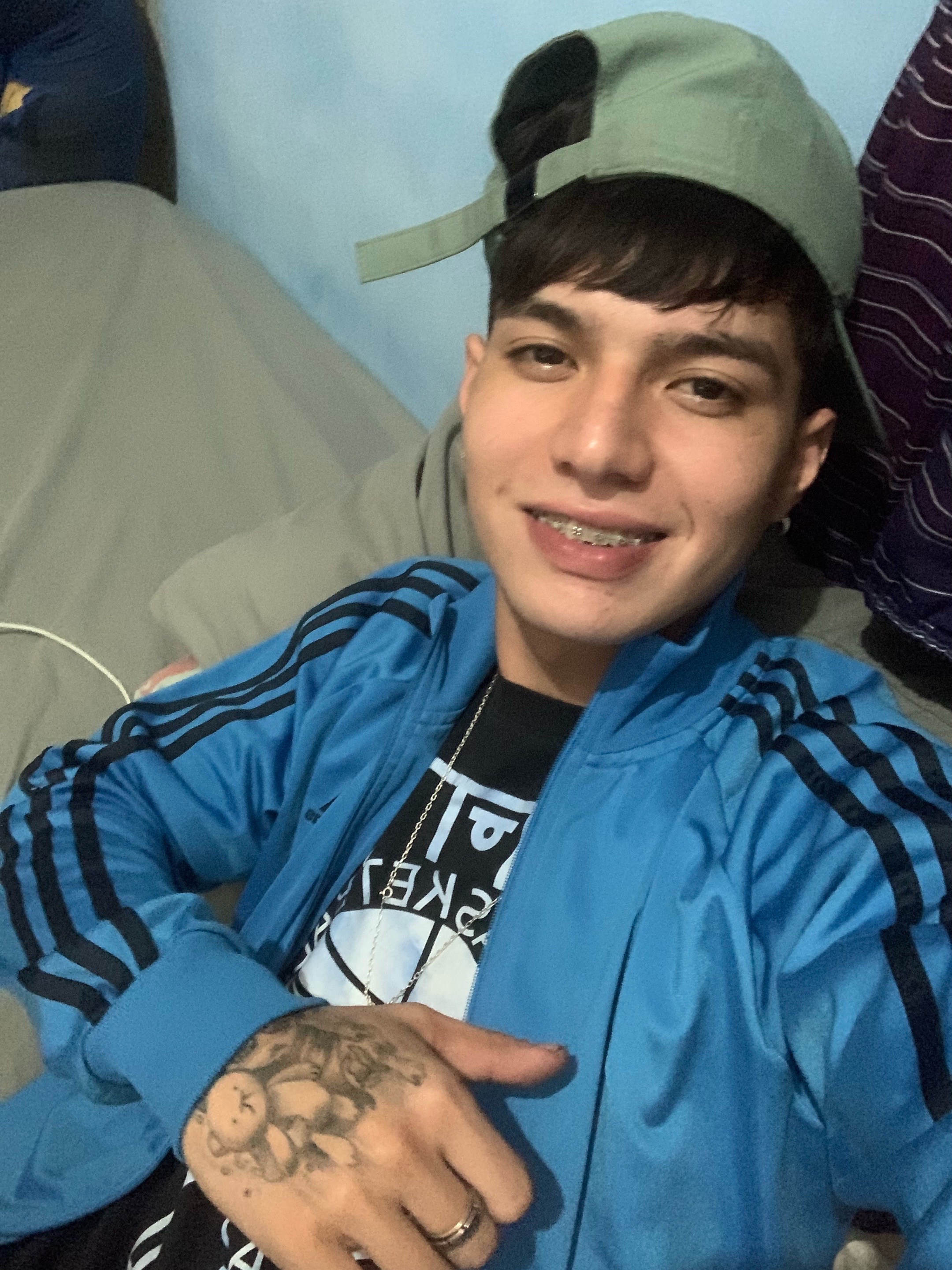 @Angelferr