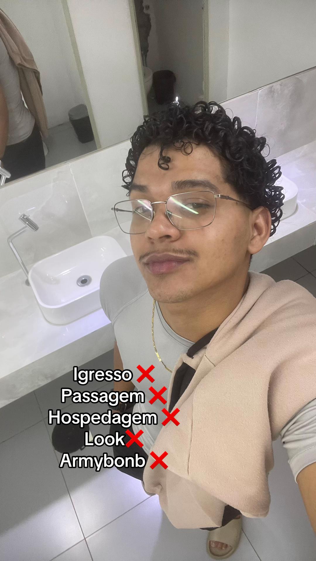 @T.H
