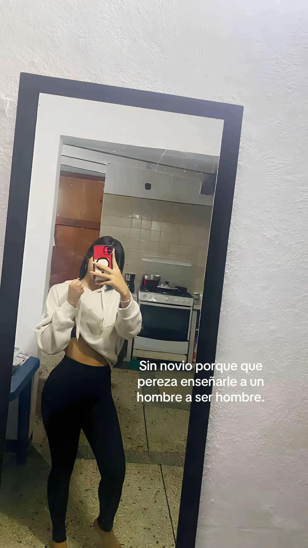 @𝑦𝑢𝑙𝑖💭🖤