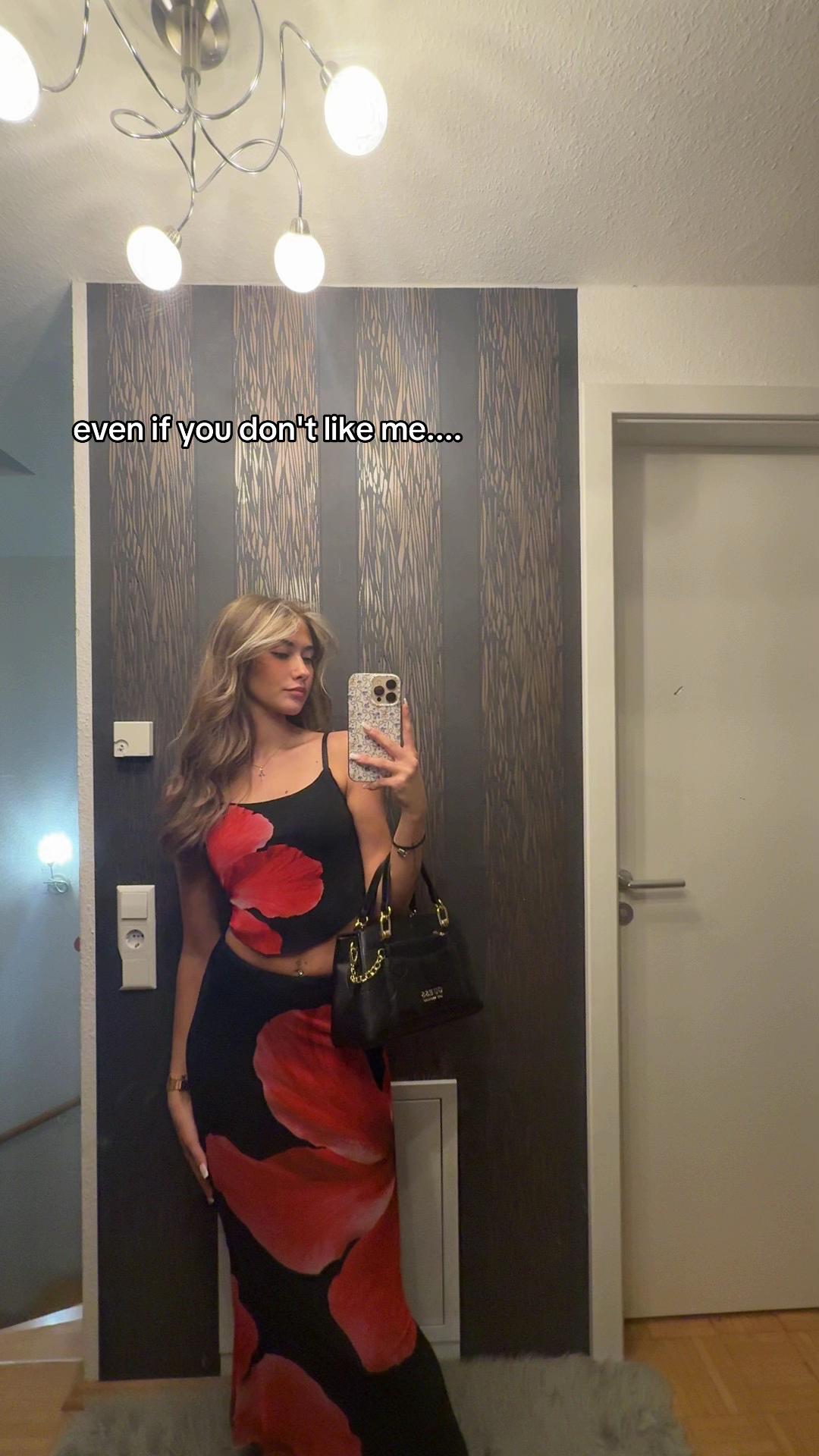 @Электра
